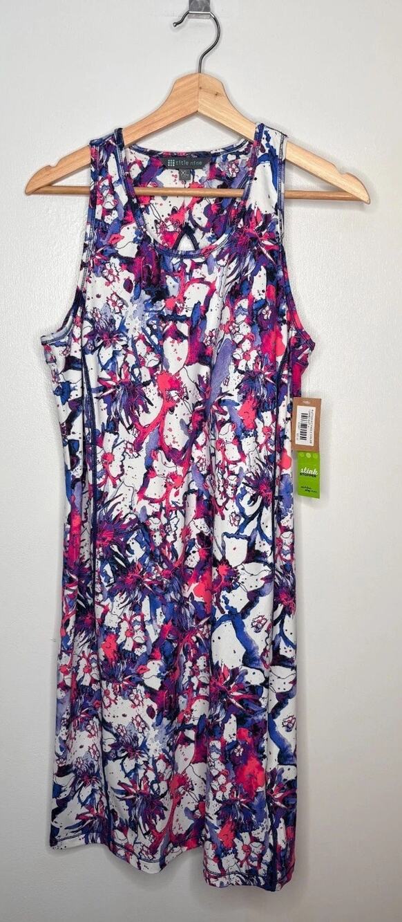 NWT Title Nine Women's Pink Purple Floral Athletic Dress Built-In Bra Keyhole XL